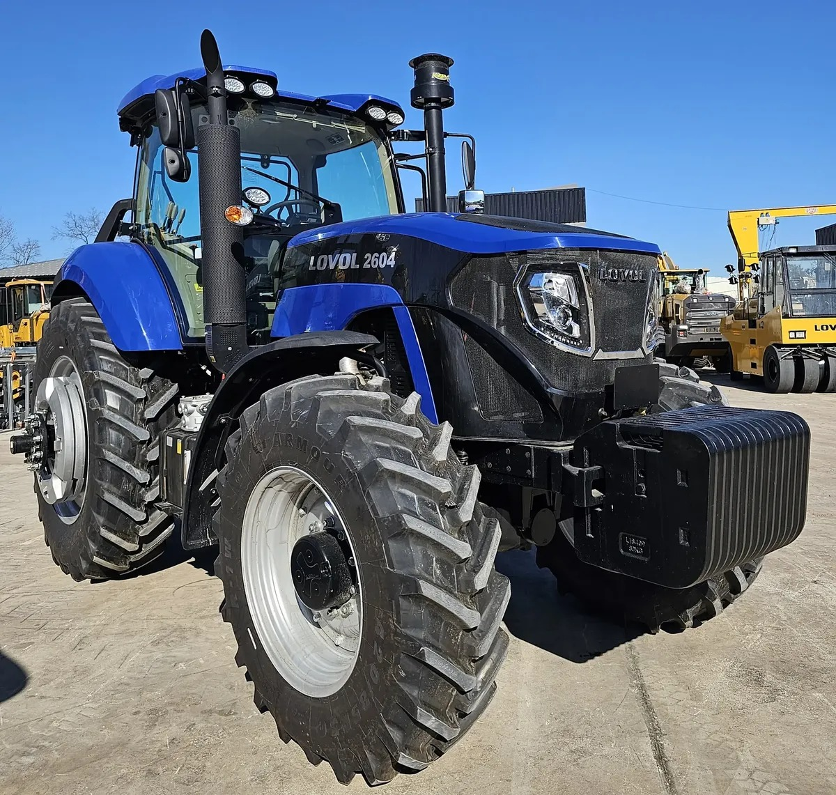 Tractor Lovol 2604 — 260 HP (x2)
